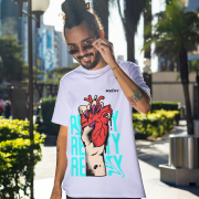 Bold Red Heart Graphics Oversized T-shirt – PodLyft