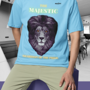 Majestic Lion Head T-Shirt in Baby Blue, size M from PodLyft.
