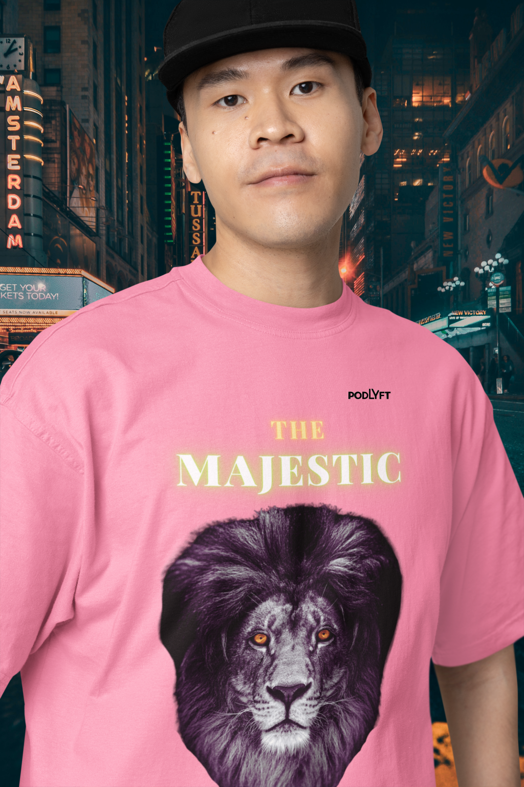 Majestic Lion Head T-Shirt in Flamingo, size M from PodLyft.